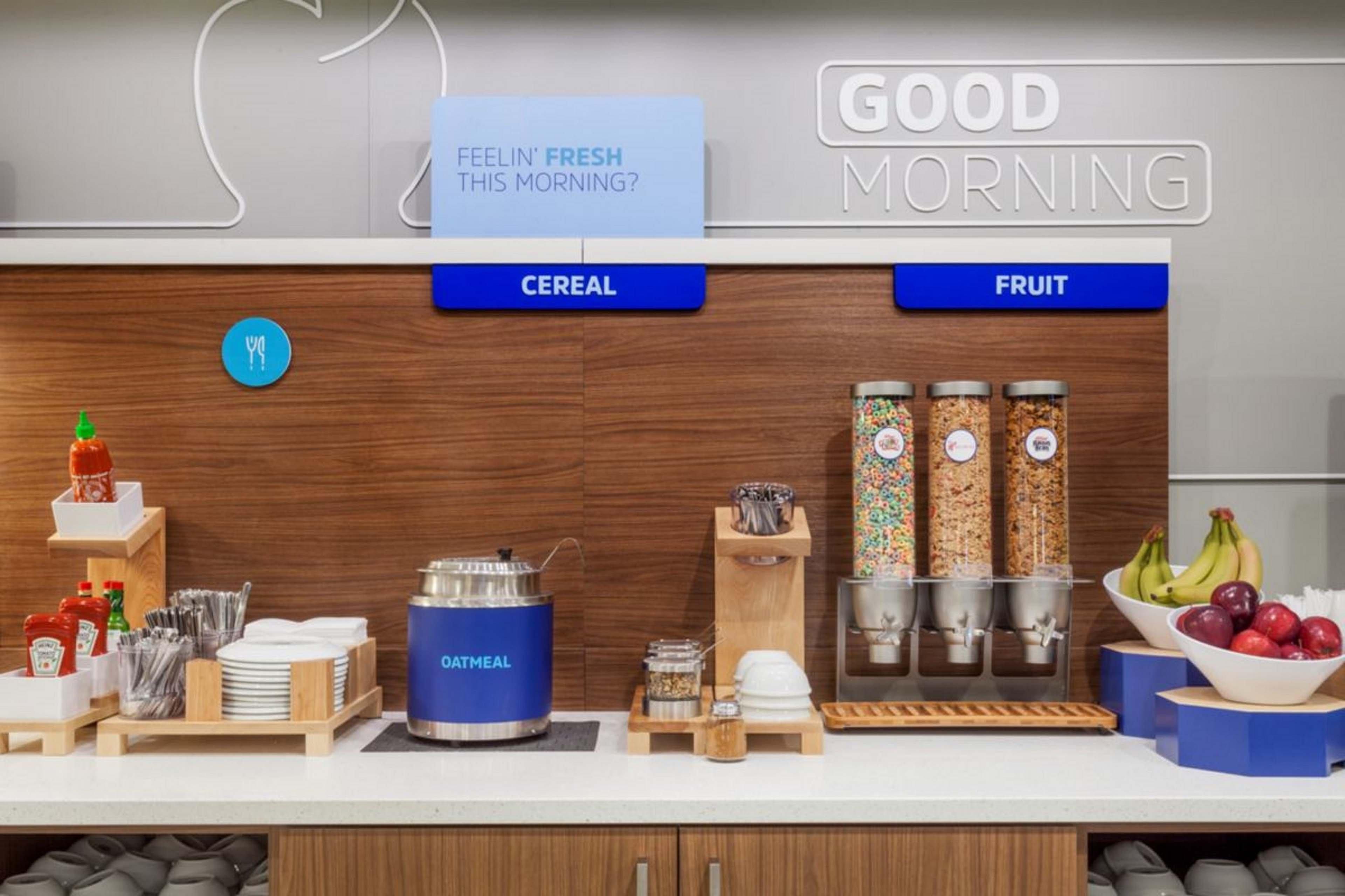 Holiday Inn Express & Suites - Oxford By Ihg מראה חיצוני תמונה