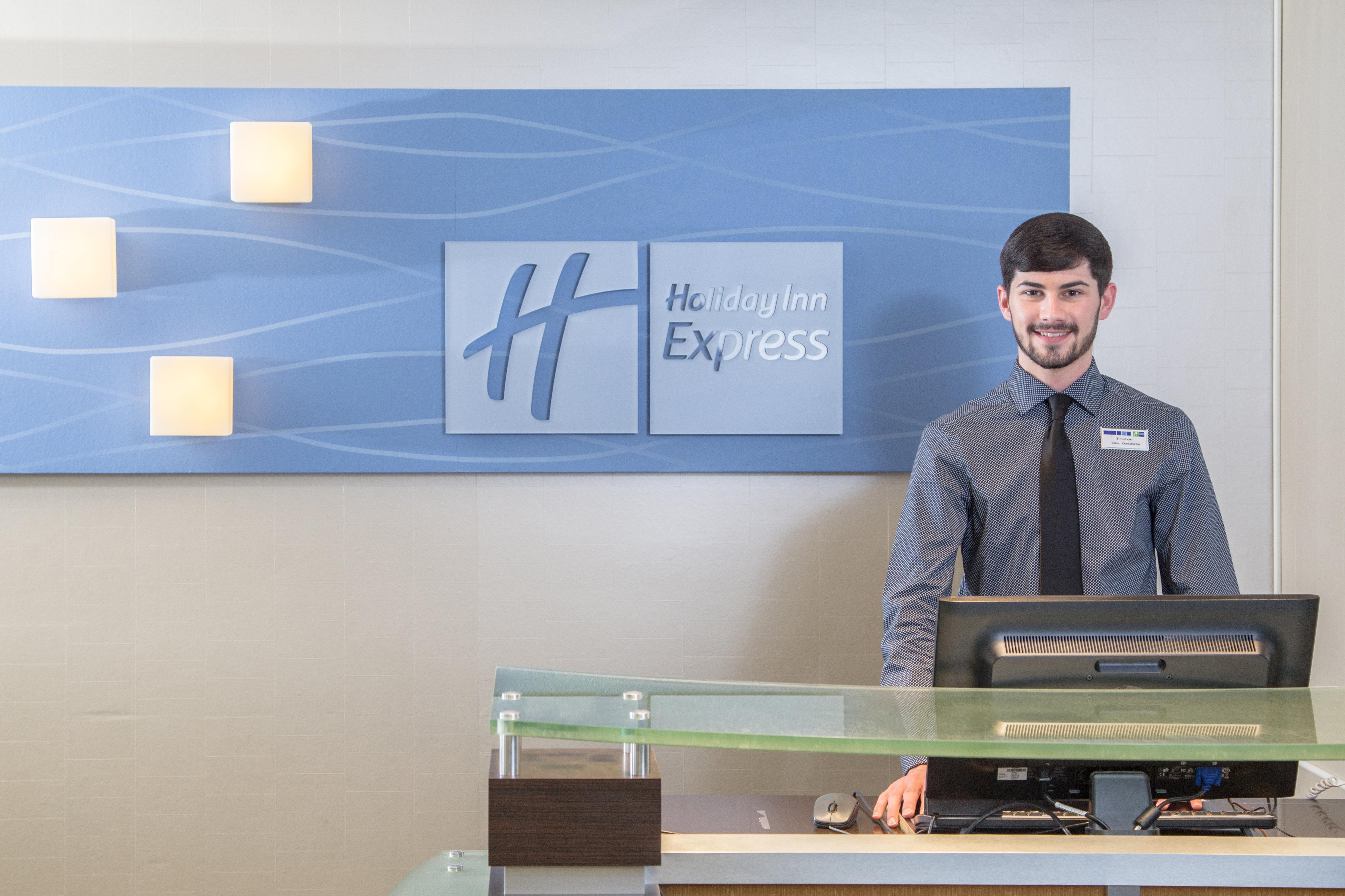 Holiday Inn Express & Suites - Oxford By Ihg מראה חיצוני תמונה