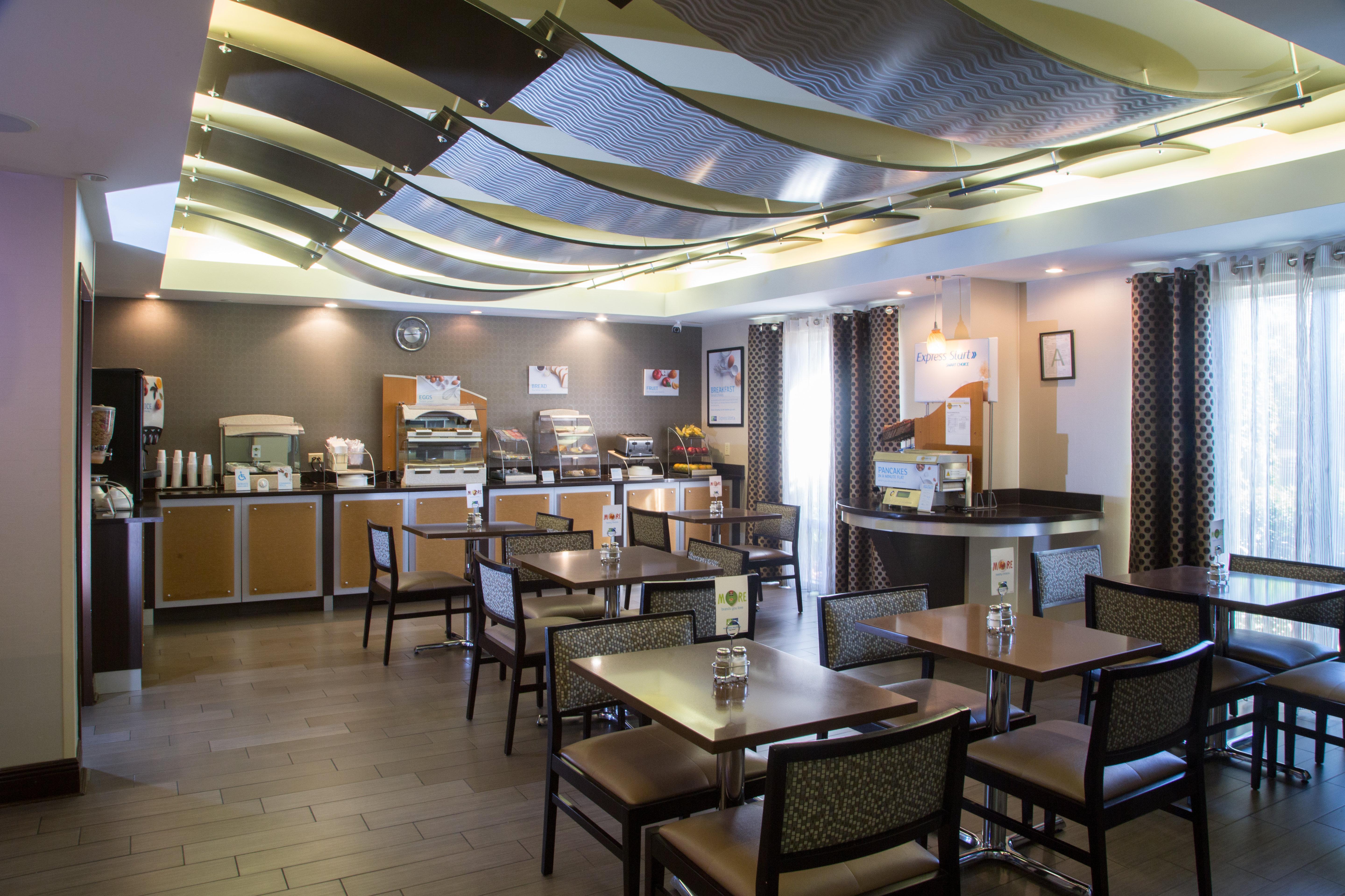 Holiday Inn Express & Suites - Oxford By Ihg מראה חיצוני תמונה