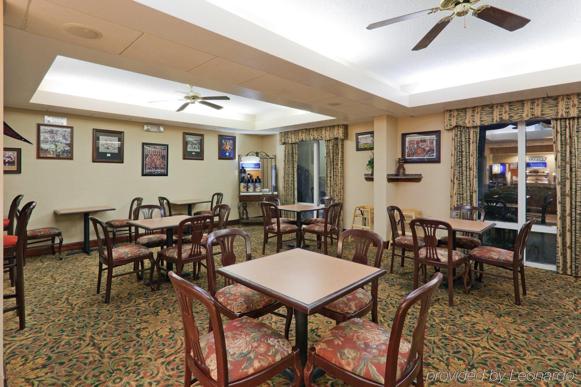 Holiday Inn Express & Suites - Oxford By Ihg מראה חיצוני תמונה