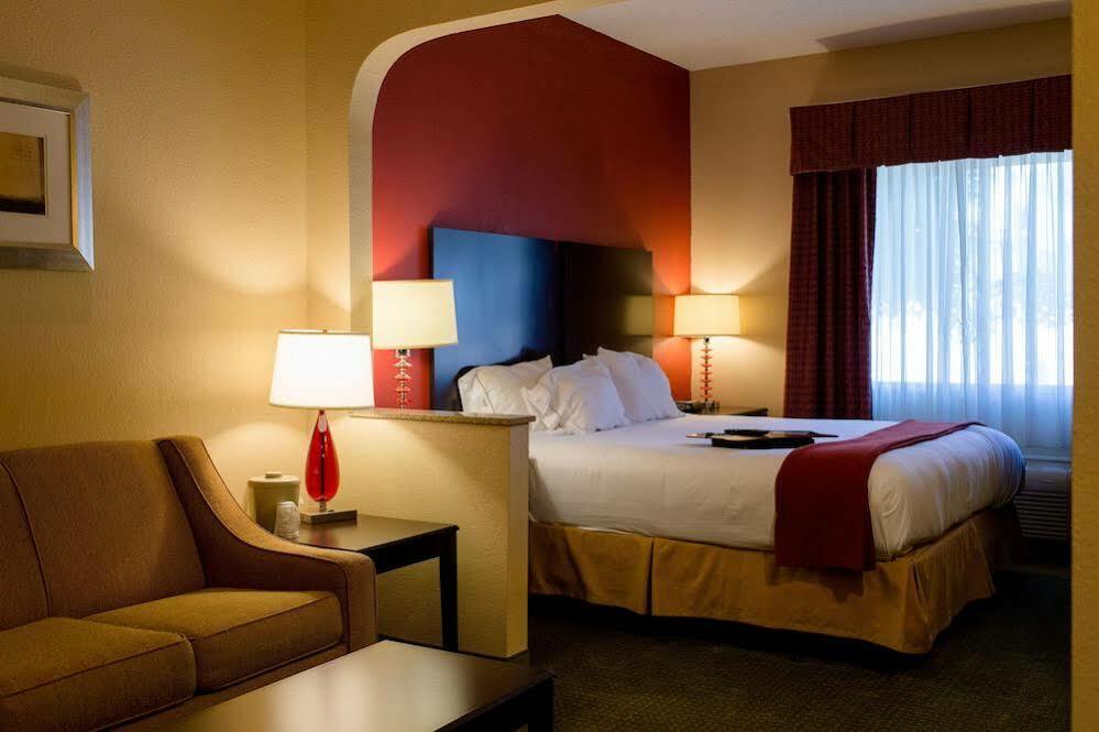 Holiday Inn Express & Suites - Oxford By Ihg מראה חיצוני תמונה
