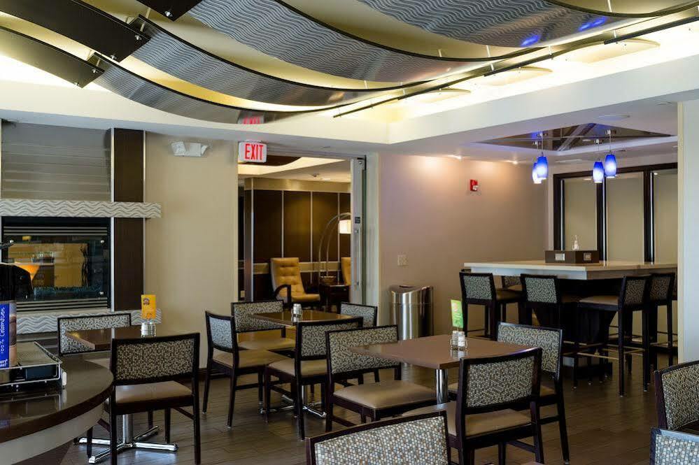 Holiday Inn Express & Suites - Oxford By Ihg מראה חיצוני תמונה